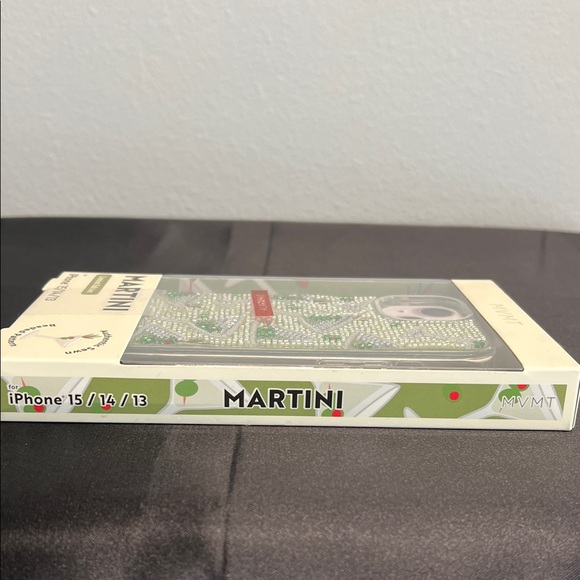 MVMT | Martini 🍸 Beaded iPhone Case - Picture 3 of 6